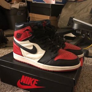 Air jordan 1 red toe 2018